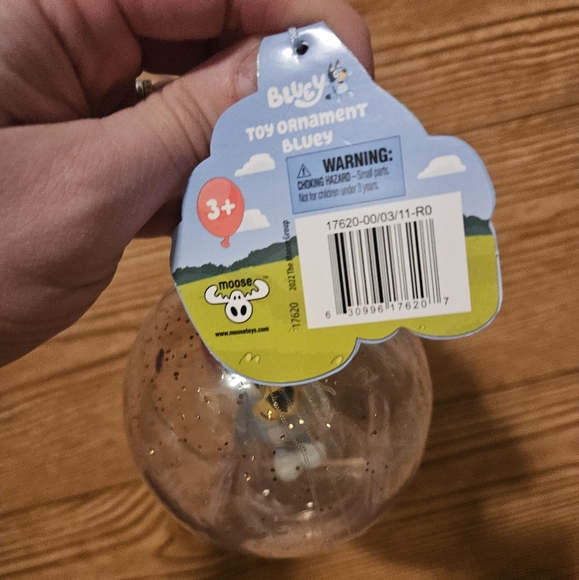 Bluey Holiday Ornaments - Bluey & Bingo Figures - Picture 4 of 5
